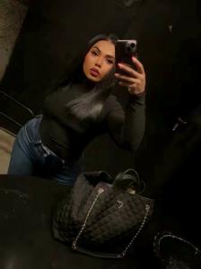 613757855: Chica busca chico en Madrid