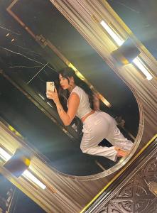 674970493: Chica busca chico en Málaga