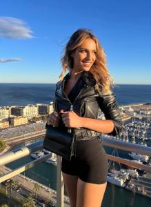 687719847: Chica busca chico en Lérida