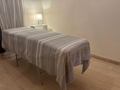 672017347: Chica busca chico en Málaga