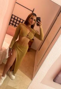 617739135: Chica busca chico en Cádiz