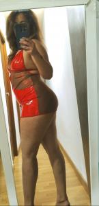 614717963: Chica busca chico en Málaga