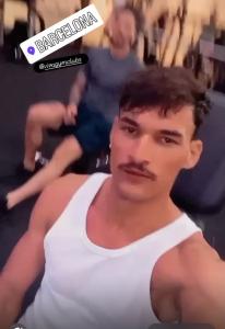 662530822: Chica busca chico en Barcelona