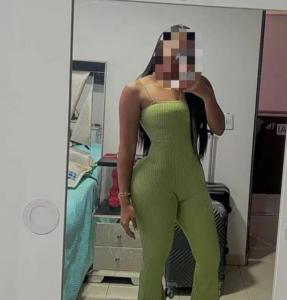 614705651: Chica busca chico en Gerona