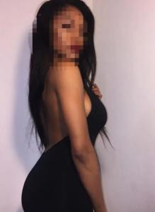645503271: Chica busca chico en La Coruña