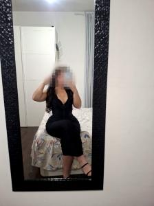 610882282: Chica busca chico en Barcelona