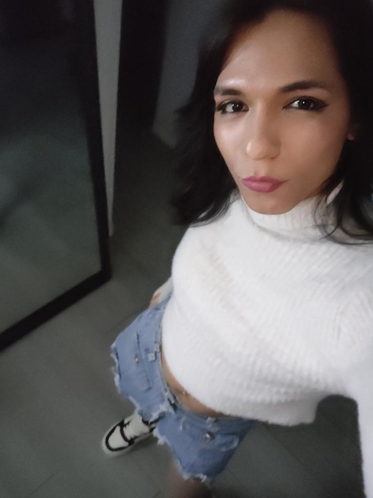 614690684: Transexual en Córdoba