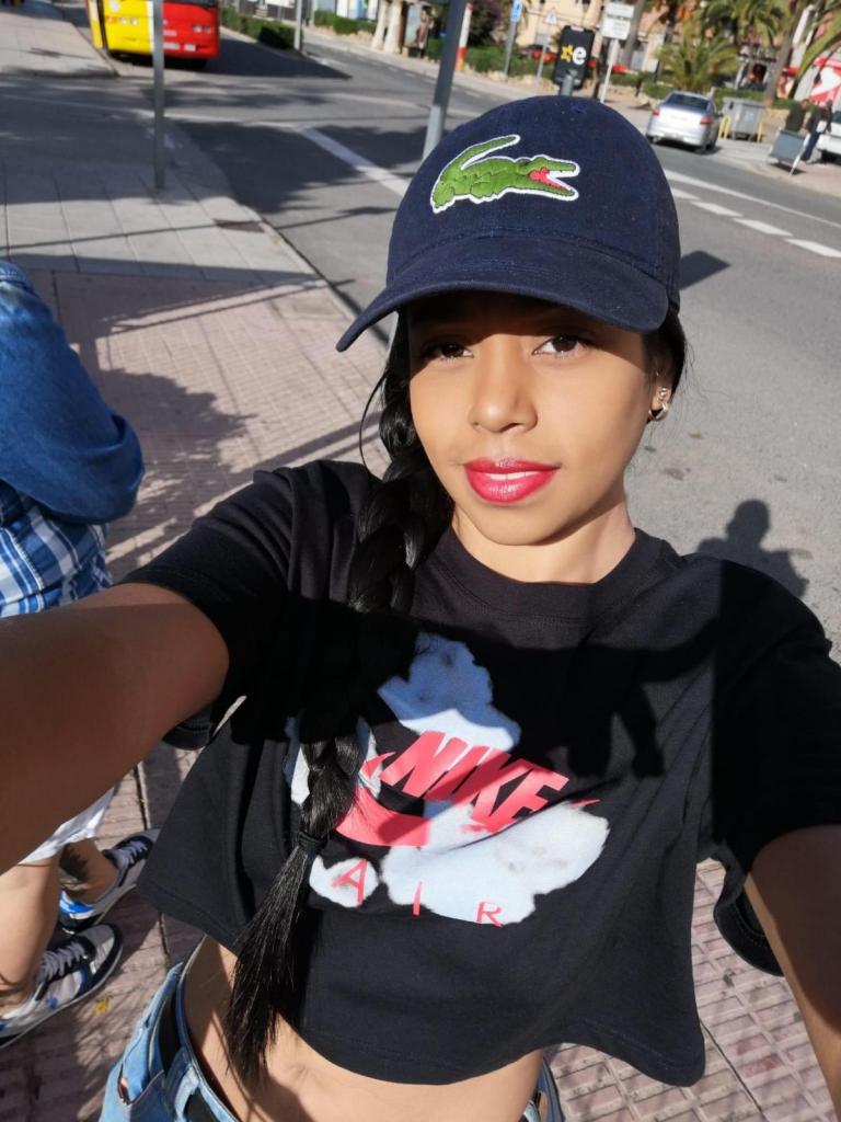 617276671: Chica busca chico en Castellón