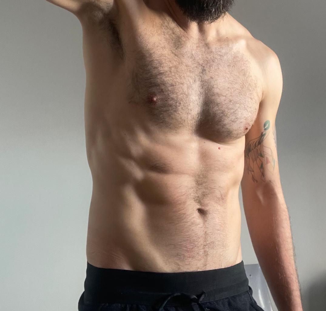 Chico busca chica en Pontevedra: 