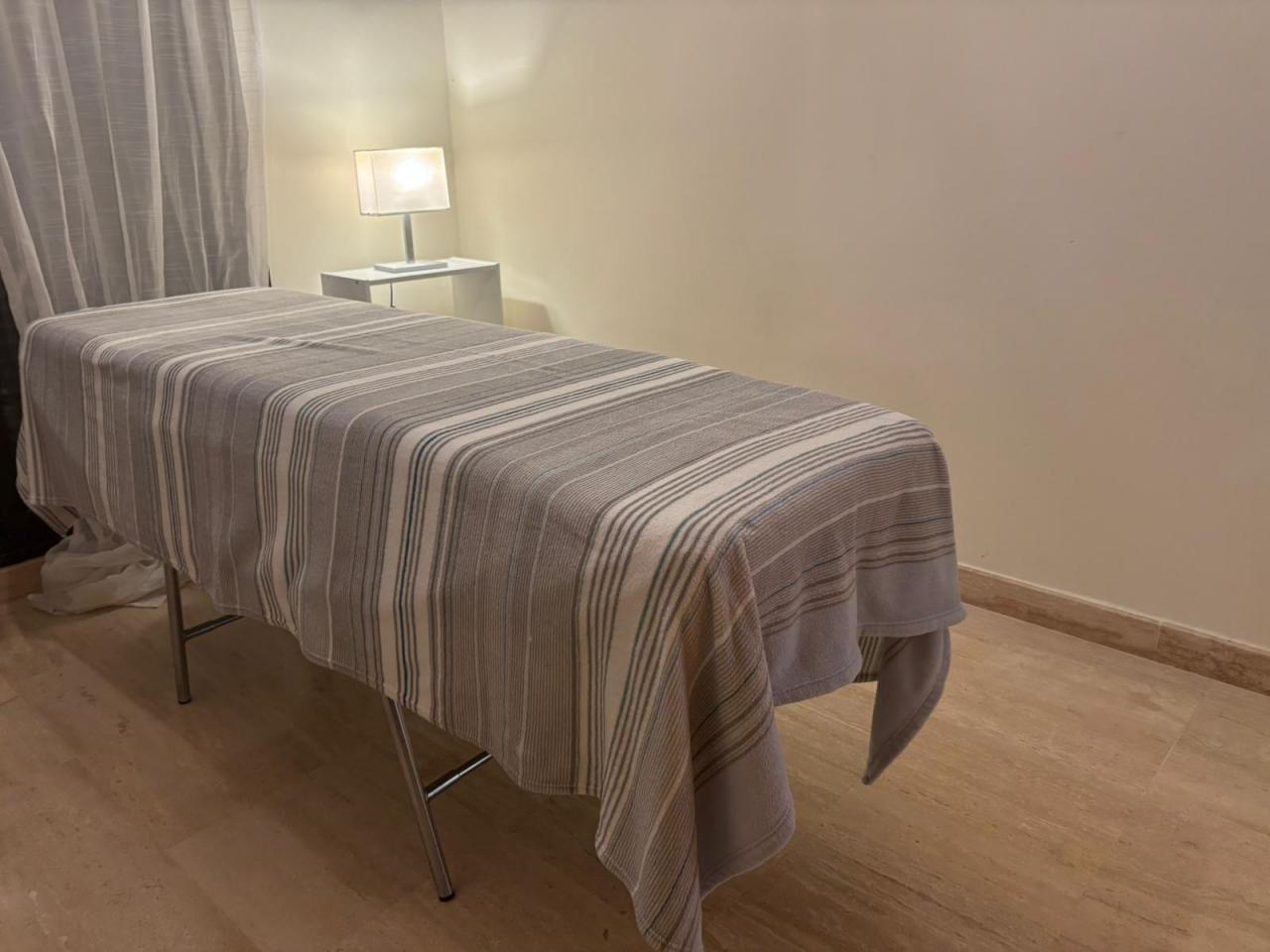 672017347: Chica busca chico en Málaga