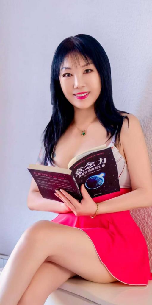 669547079: Chica busca chico en Gerona