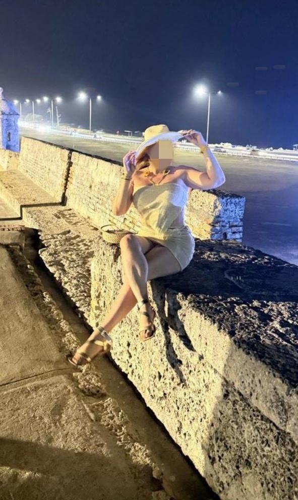 641360378: Chica busca chico en Huesca