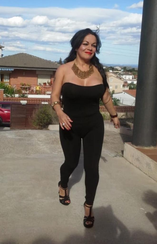 612490688: Chica busca chico en Gerona