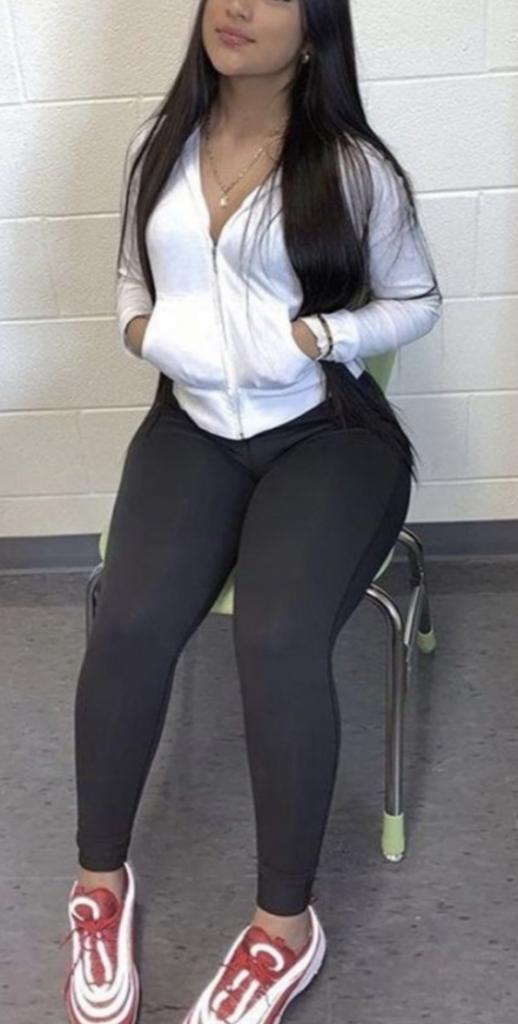 Chica busca chico en Cádiz: 