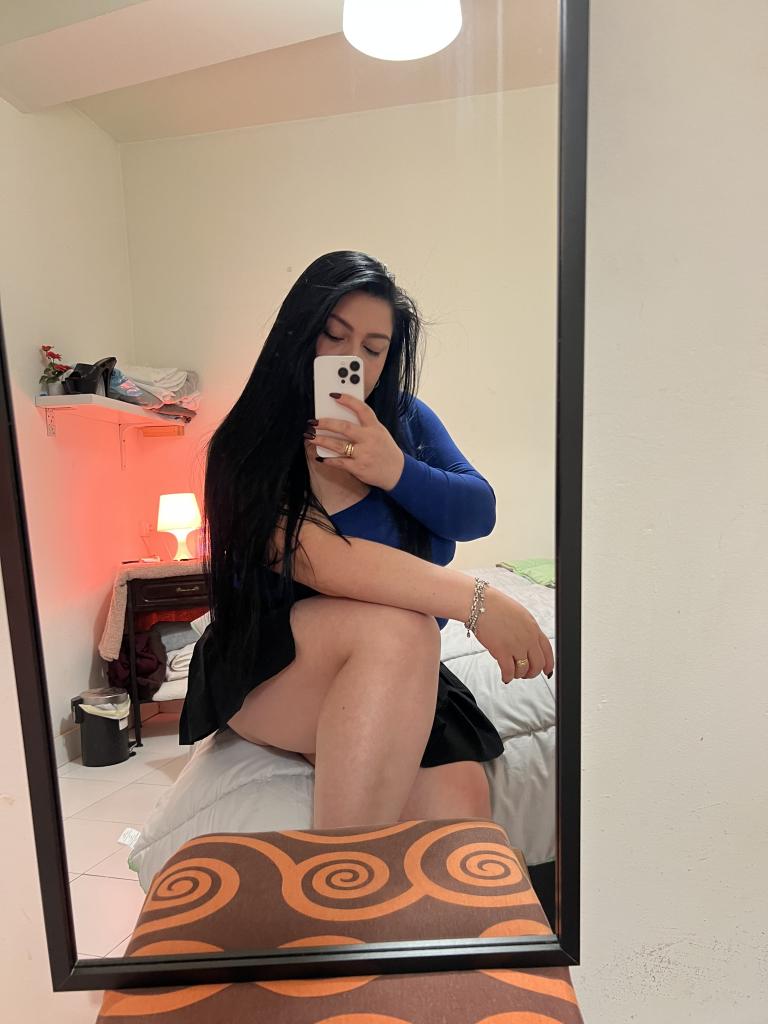 Chica busca chico en La Coruña: Chica busca chico