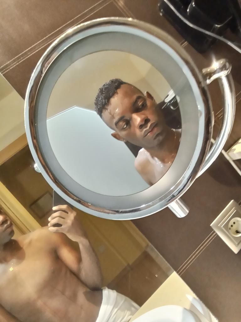 Chico busca chica en Cantabria: 