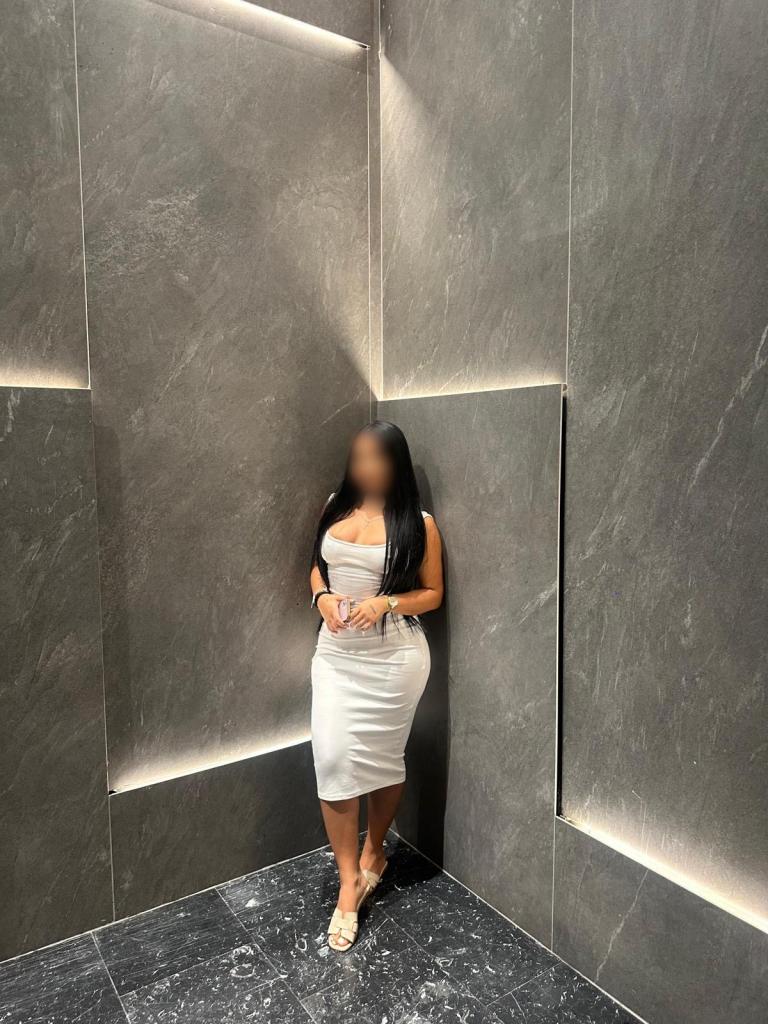 Chica busca chico en Tenerife: 