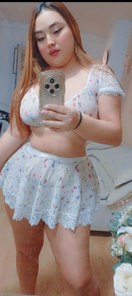 Chica busca chico en Ibiza: 