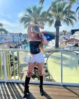 647477303: Travesti en Málaga