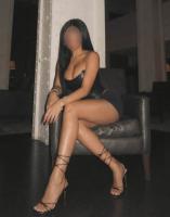 695309316: Chica busca chico en Barcelona