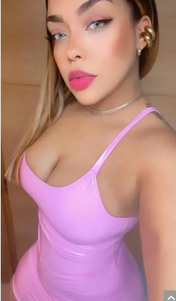 642561484: Chica busca chico en Huelva