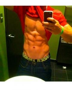 Chico busca chica en Sevilla: 