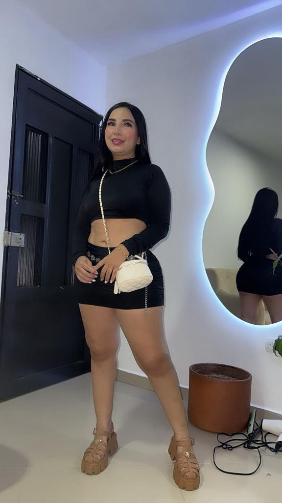 Chica busca chico en Alicante: Chica busca chico