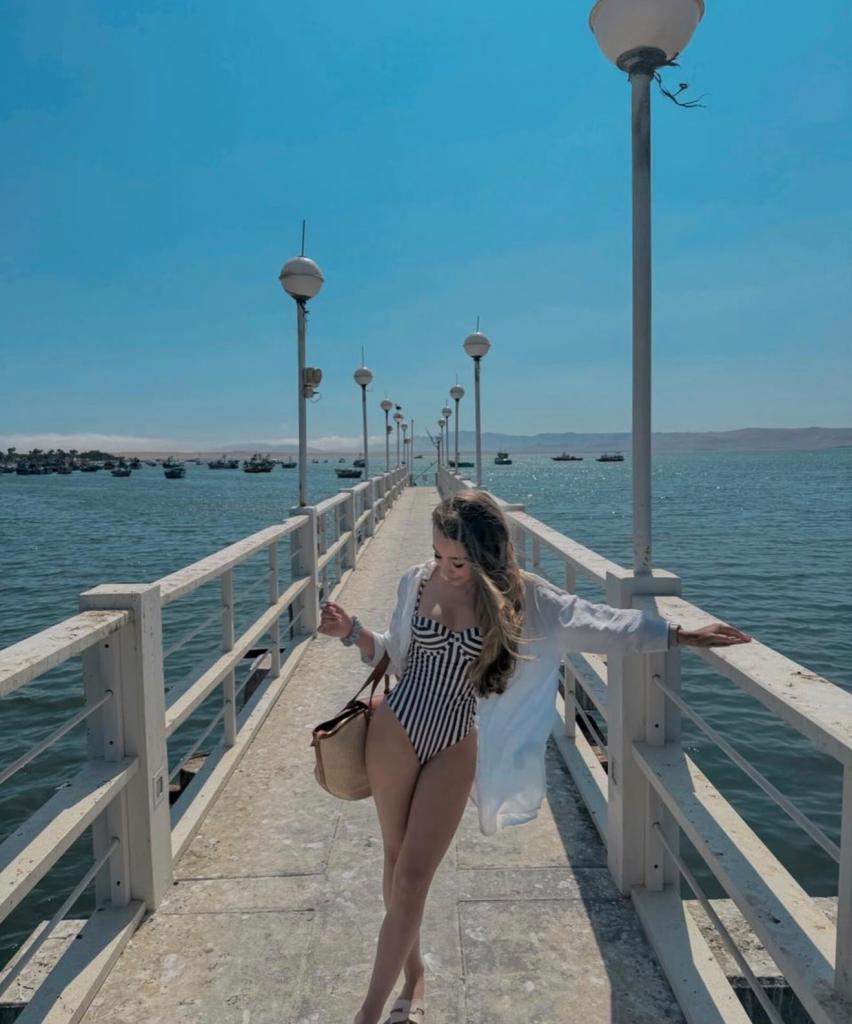 677375078: Chica busca chico en Barcelona