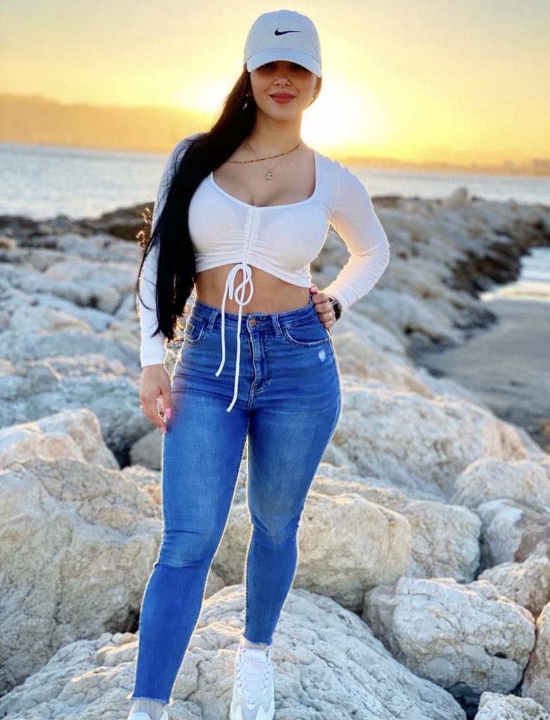 Chica busca chico en La Coruña: 