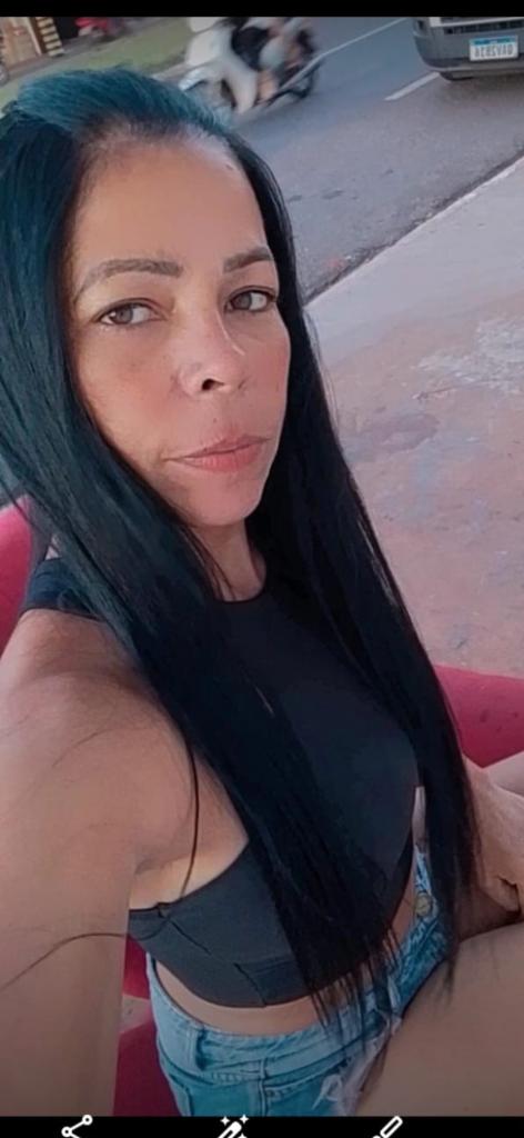 602473200: Chica busca chico en La Coruña