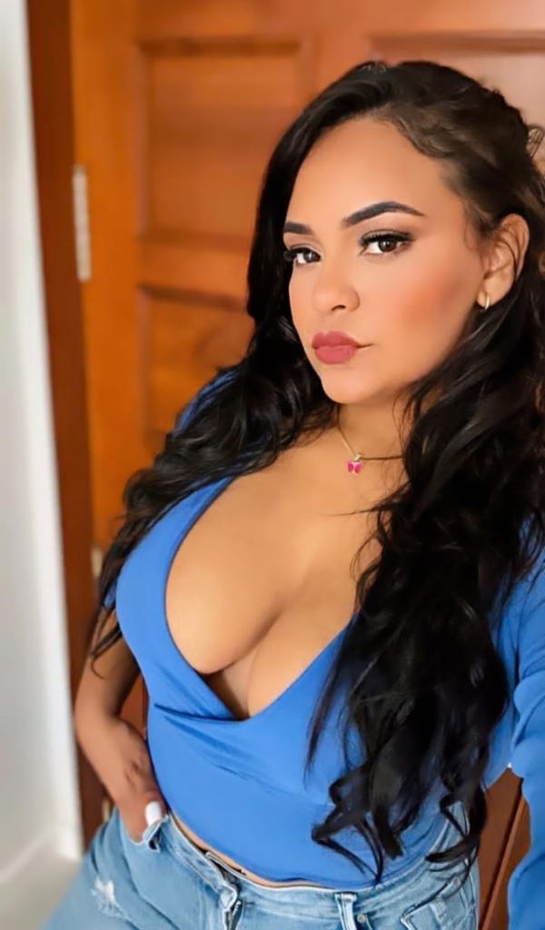 Chica busca chico en Cádiz: 