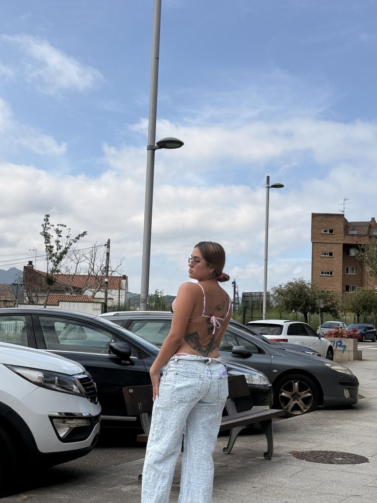 613114866: Chica busca chico en Pontevedra