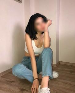 613406081: Chica busca chico en Zaragoza