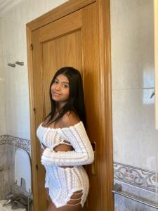 677680640: Chica busca chico en Murcia