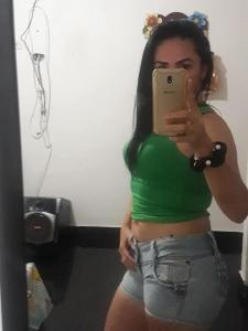 672964479: Chica busca chico en Zaragoza