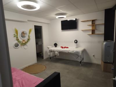 624277270: Chica busca chico en Zaragoza