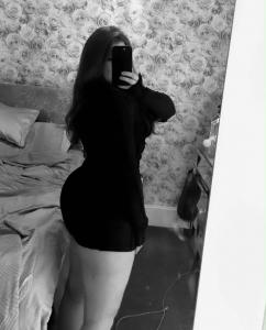 642361883: Chica busca chico en La Coruña