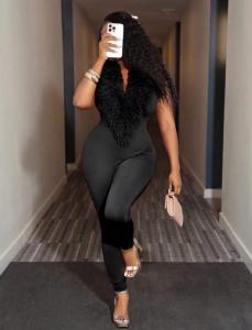 697368248: Chica busca chico en Barcelona
