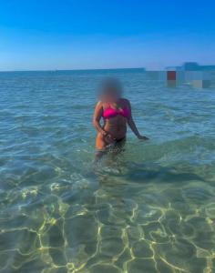 662922974: Chica busca chico en Sevilla