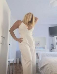 613367896: Chica busca chico en Tenerife