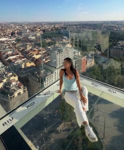 612476218: Chica busca chico en Madrid