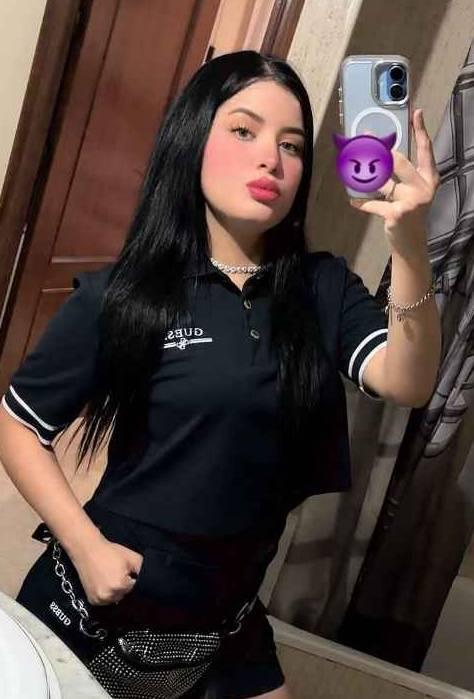 Chica busca chico en Sevilla: 