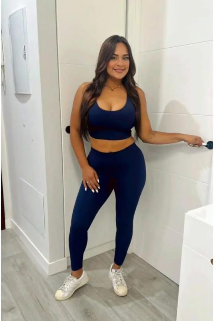 Chica busca chico en Cádiz: 