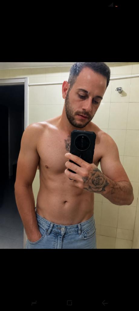 610875223: Chico busca chica en Sevilla