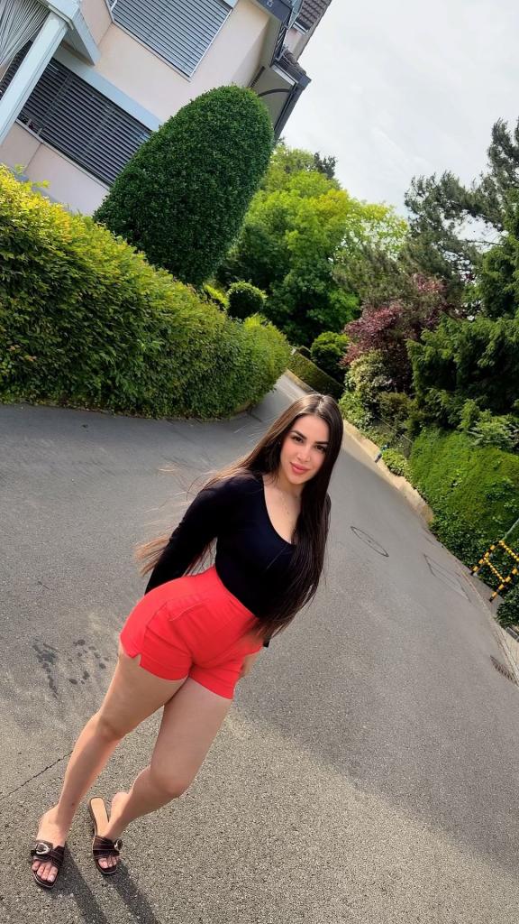 613543651: Chica busca chico en Valencia