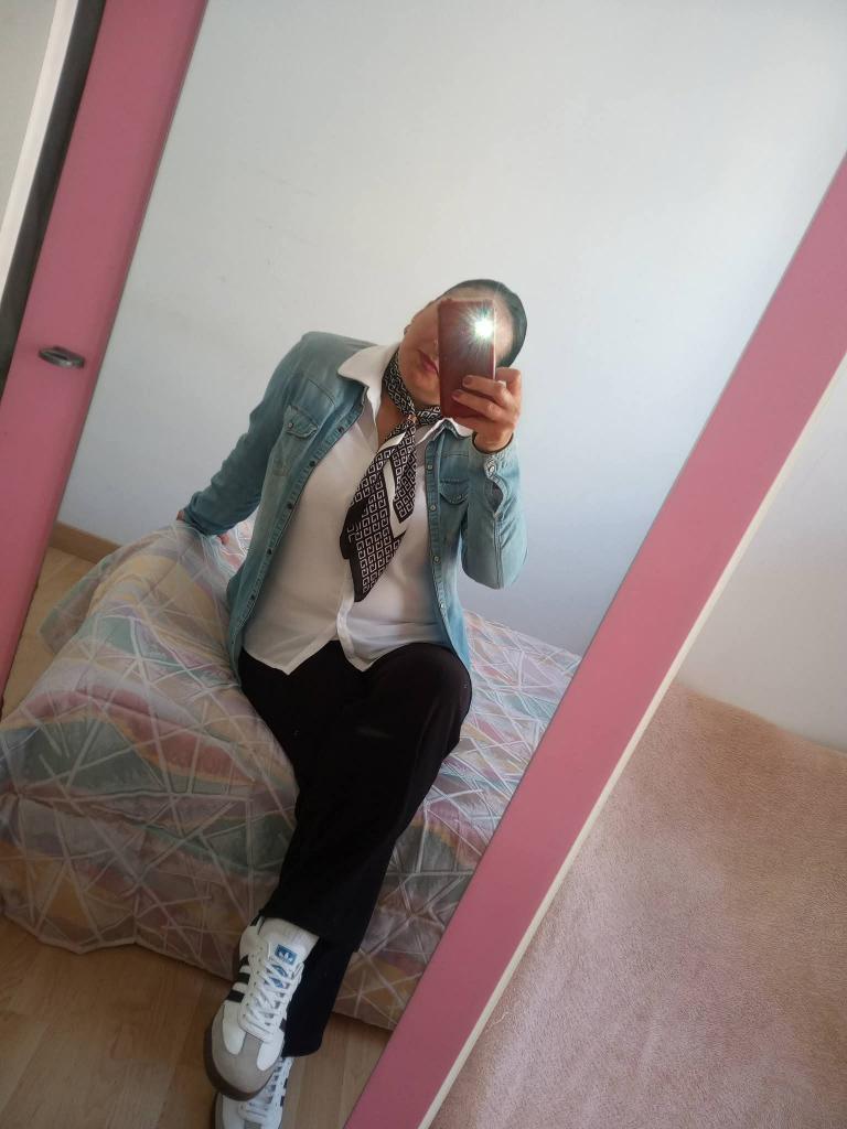 Chica busca chico en Alicante: 