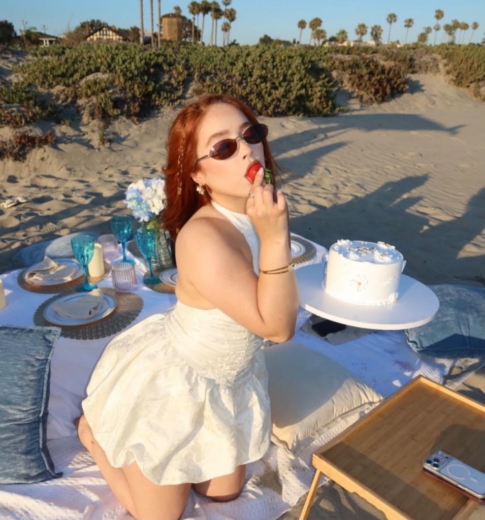 613697868: Chica busca chico en Cádiz