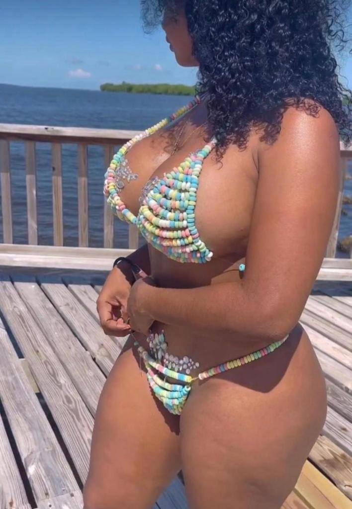 Chica busca chico en Granada: 