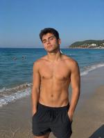 605817178: Chico busca chica en Cádiz