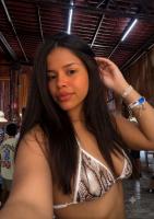 664226311: Chica busca chico en Madrid